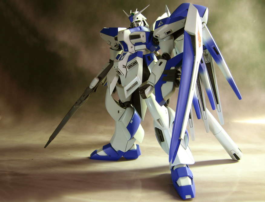 B-CLUB ガレージキット 1／100 Hi-νガンダム - 模型/プラモデル